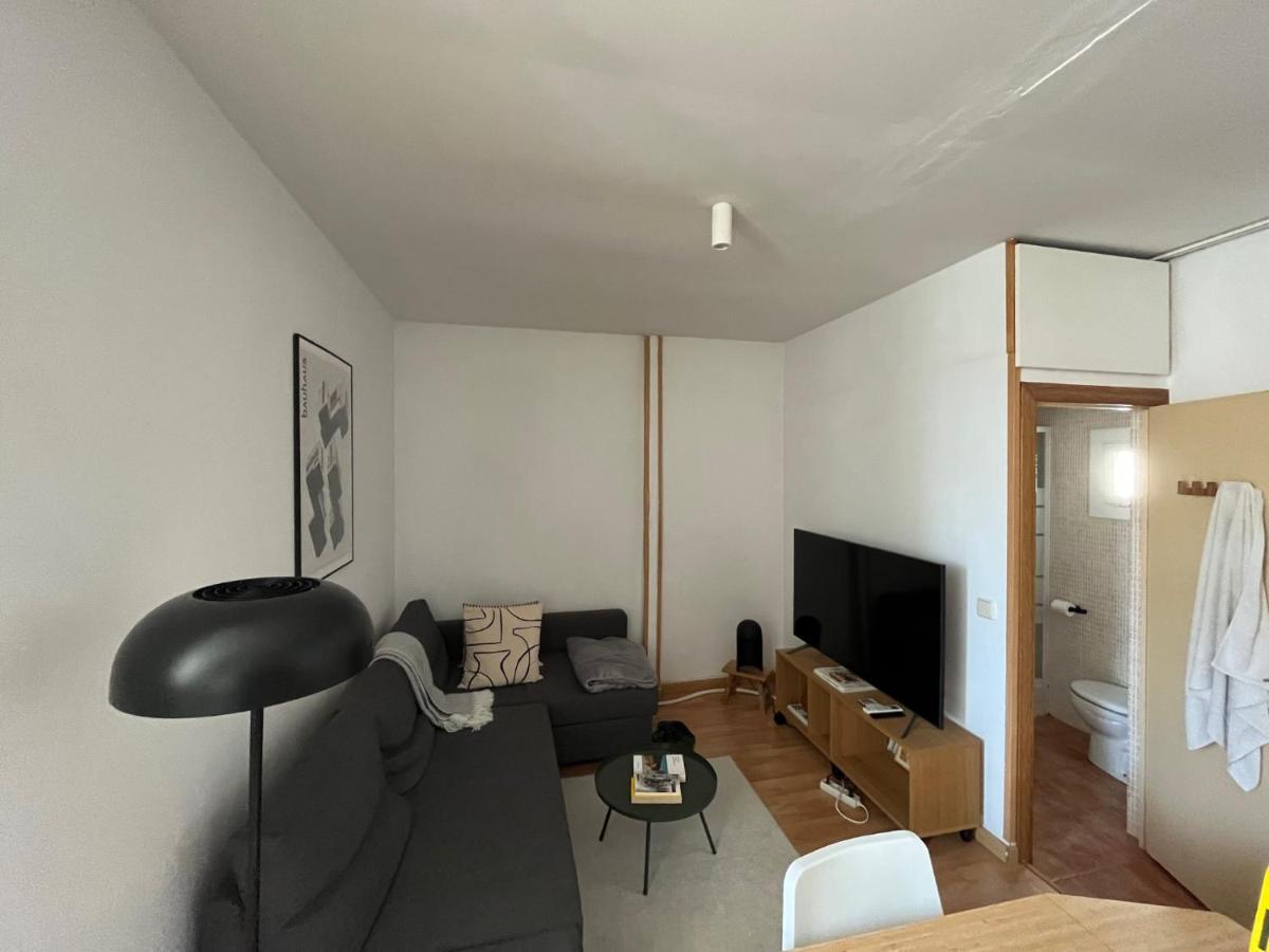 شقة Apartamento R برشلونة المظهر الخارجي الصورة